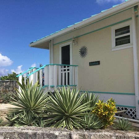 Blue Horizon Resort Conch Bar Exterior photo